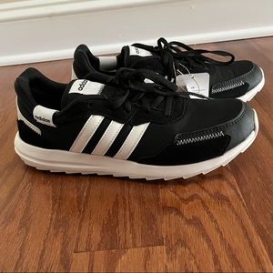 Adidas Retrorun Sneaker Black Women’s Size 8.5
